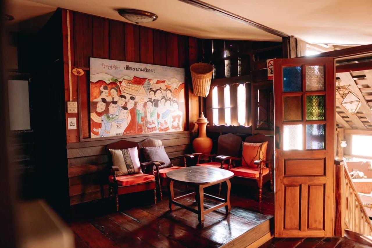 เฮือนน่านนิทรา Apartment ภายนอก รูปภาพ